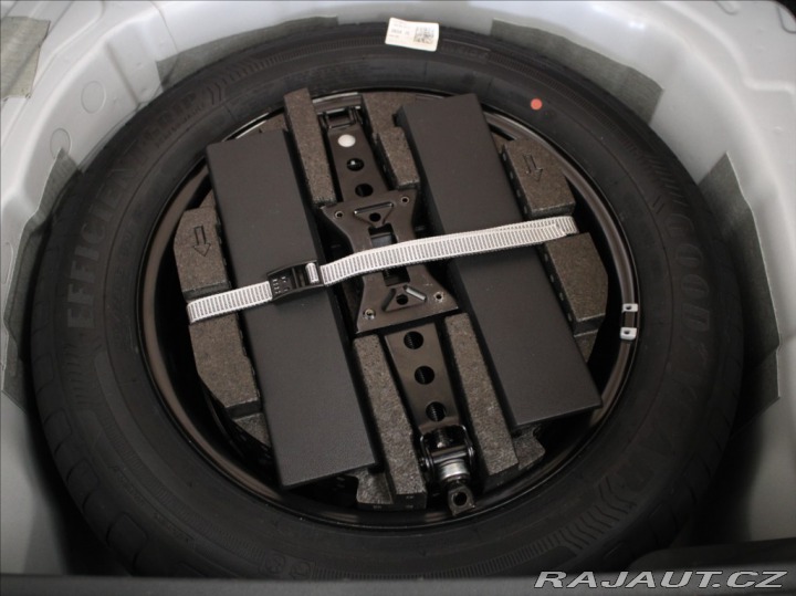 Škoda Kamiq 1,0 TSi 85kW Selection 5L 2024