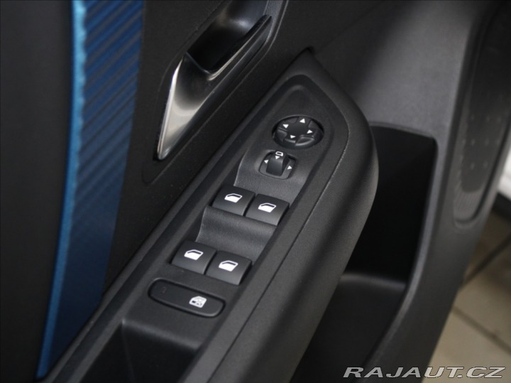 Citroën Ostatní modely ë-C4 0,1 50kWh Feel ACC KAMERA 2022