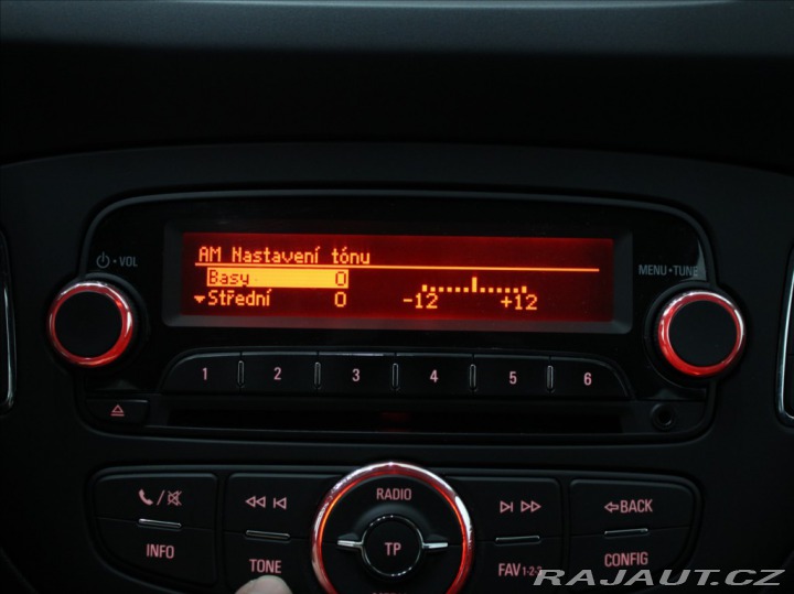 Opel Corsa 1,4 i 66kW 1.maj.ČR 94tkm 2017