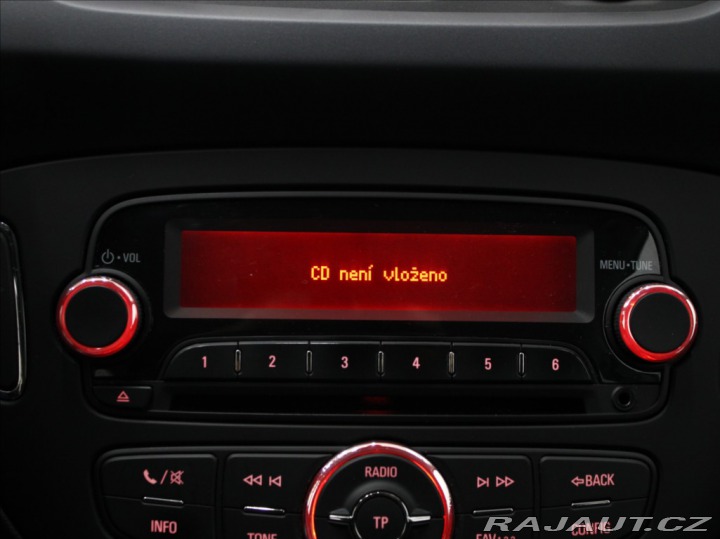 Opel Corsa 1,4 i 66kW 2.maj.ČR 94tkm 2017