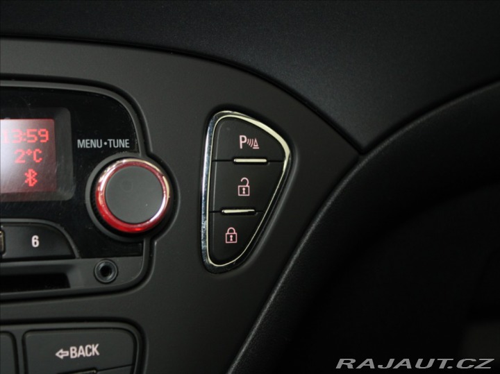 Opel Corsa 1,4 i 66kW 1.maj.ČR 94tkm 2017