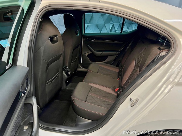 Škoda Octavia 2.0 TDI DSG 4X4 RS, ACC, 2021