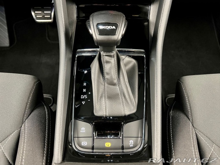 Škoda Karoq 1.5 TSI DSG SPORTLINE, MA 2022