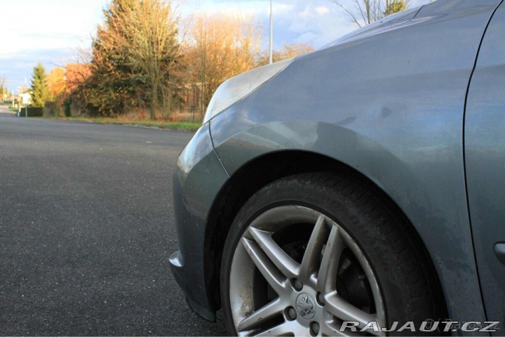 Peugeot 207 1,6 CC (cabrio) 1800