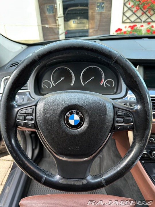 BMW 5 3,0 GT xDrive 2012 výbo 2012