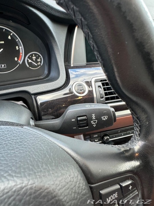 BMW 5 3,0 GT xDrive 2012 výbo 2012