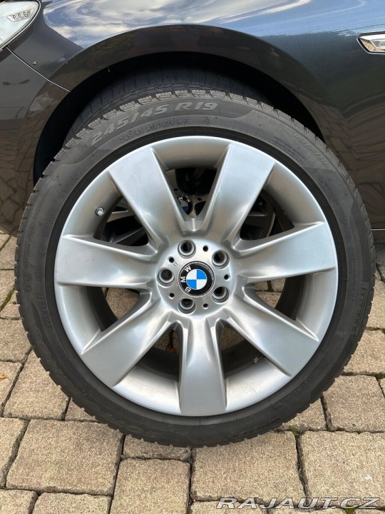 BMW 5 3,0 GT xDrive 2012 výbo 2012