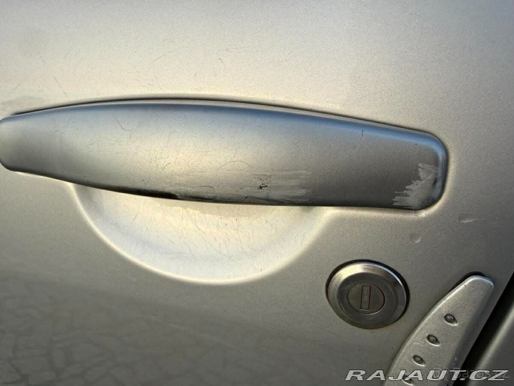 Dacia Sandero 1,6 64KW 60tkm, tažné z 2010