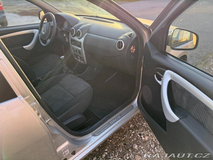Dacia Sandero 1,6 64KW 60tkm, tažné z 2010