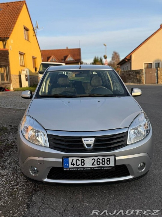 Dacia Sandero 1,6 64KW 60tkm, tažné z 2010