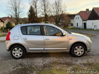Dacia Sandero 1,6 64KW 60tkm, tažné z 2010