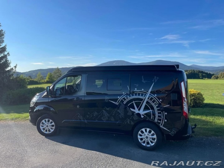 Ford Ostatní modely 2,0   výborný stav, najet 1800