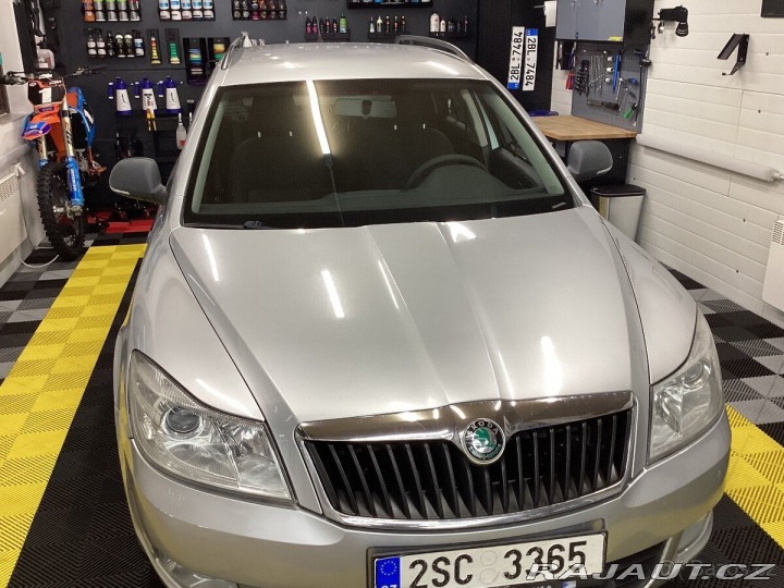 Škoda Octavia 1,6 Combi TDi 77 kw 1800
