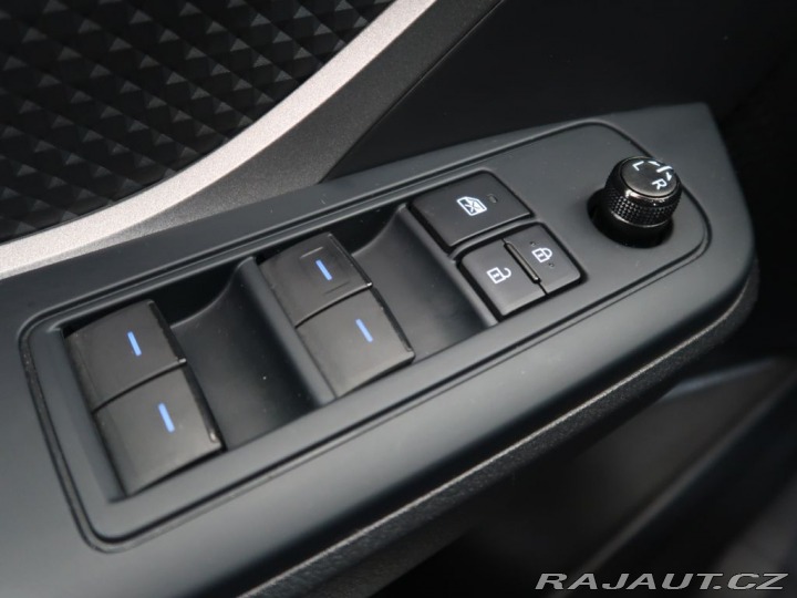 Toyota C-HR 1.8Hybrid,CZ,1Maj,Comfort 2023