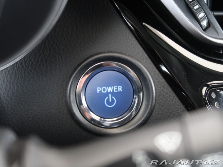 Toyota C-HR 1.8Hybrid,CZ,1Maj,Comfort 2023