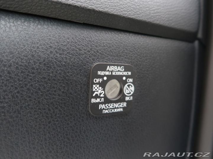 Toyota C-HR 1.8Hybrid,CZ,1Maj,Comfort 2023