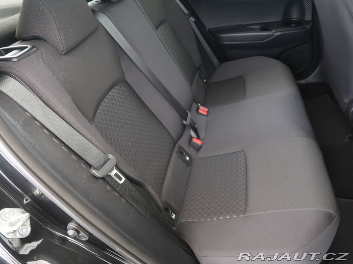 Toyota C-HR 1.8Hybrid,CZ,1Maj,Comfort 2023