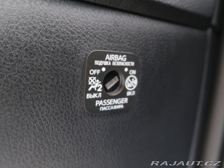 Toyota C-HR 1.8Hybrid,CZ,1Maj,Comfort 2023