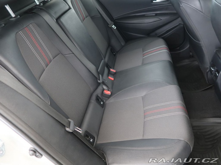 Toyota Corolla 2.0Hybrid,CZ,AT,GR Sport 1800