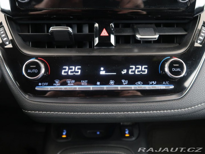 Toyota Corolla 2.0Hybrid,CZ,AT,GR Sport 1800