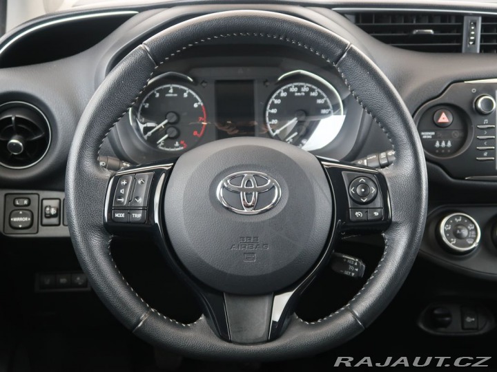 Toyota Yaris 1.5VVT-i,CZ,1Maj,Manuál 2018