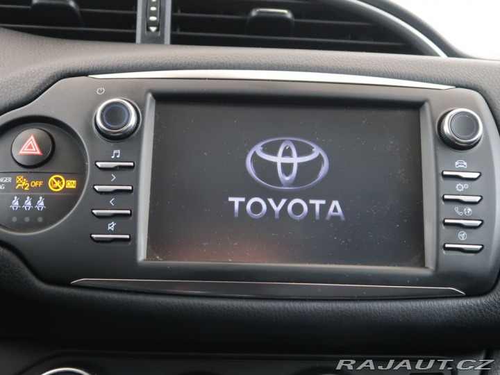 Toyota Yaris 1.5VVT-i,CZ,1Maj,Manuál 2018