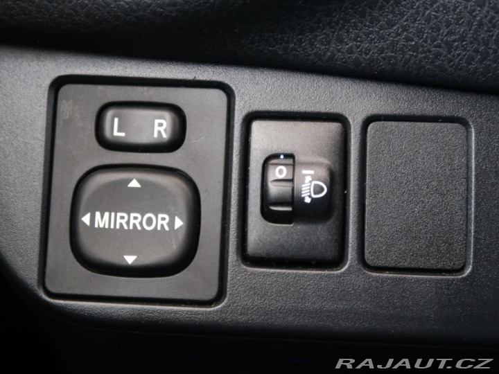 Toyota Yaris 1.5VVT-i,CZ,1Maj,Manuál 2018