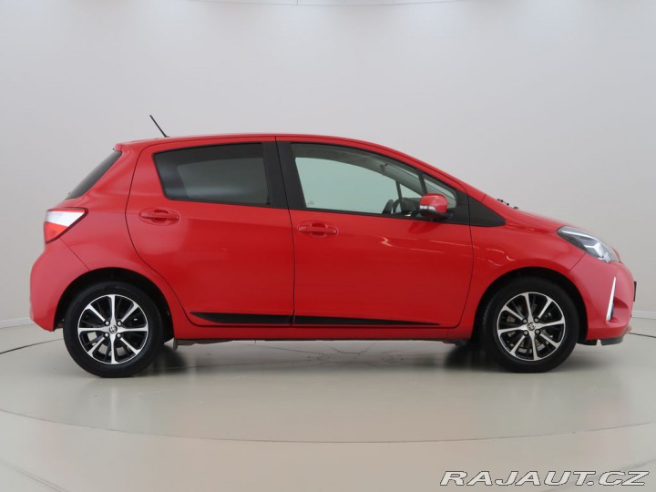 Toyota Yaris 1.5VVT-i,CZ,1Maj,Manuál 2018