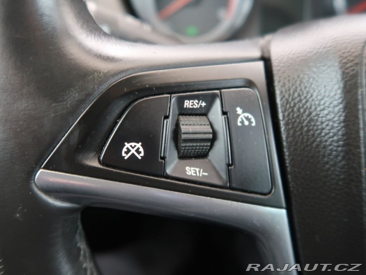 Opel Insignia 2.0CDTI,CZ,96kW,AT 2011