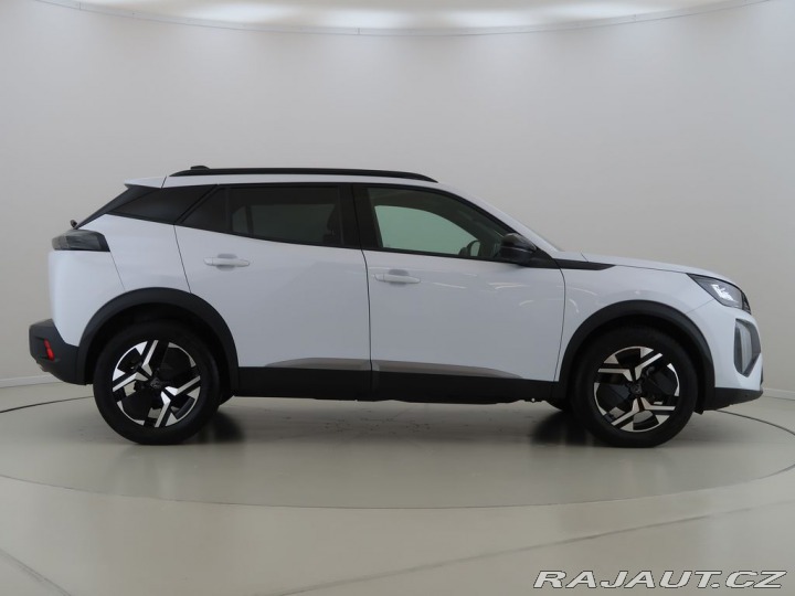 Peugeot 2008 1.2PureTech,74kW,ALLURE,M 2024