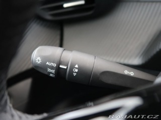 Peugeot 2008 1.2PureTech,74kW,ALLURE,M 1800