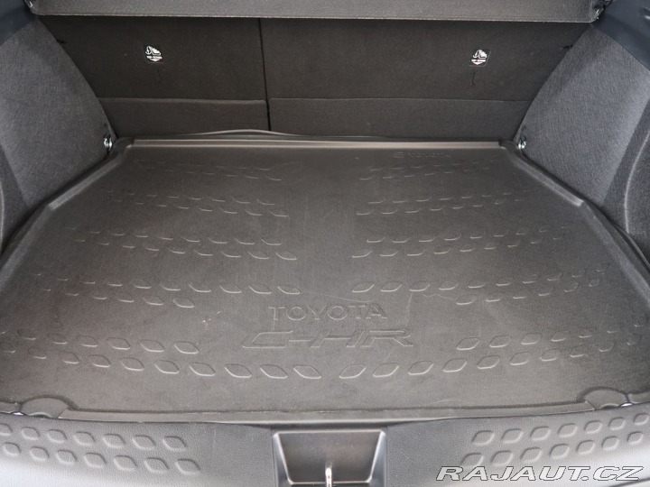 Toyota C-HR 1.8Hybrid,CZ,1Maj,Comfort 2023