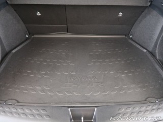 Toyota C-HR 1.8Hybrid,CZ,1Maj,72kW,Co 2023