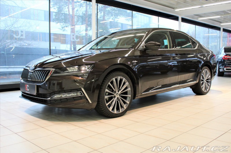Škoda Superb TSi DSG L&K ACC / Pan