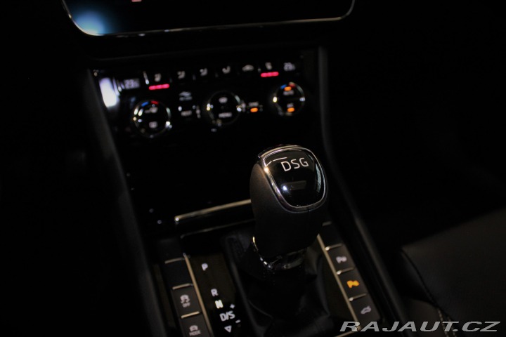 Škoda Superb TSi DSG L&K ACC / Pan 2019