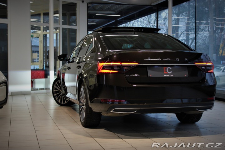 Škoda Superb TSi DSG L&K ACC / Pan 2019