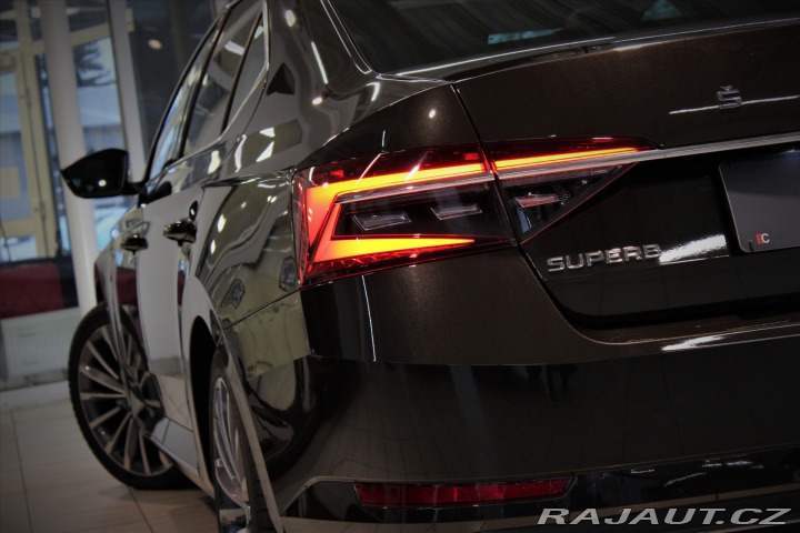 Škoda Superb TSi DSG L&K ACC / Pan 2019
