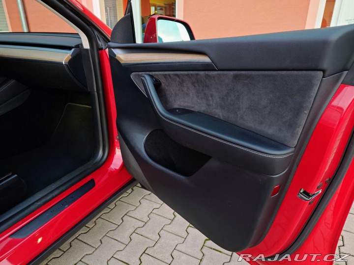 Tesla Model Y Dual Motor Long Range 378 2022