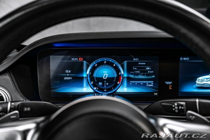 Mercedes-Benz S  2020