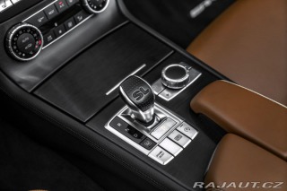 Mercedes-Benz SL Cabrio AMG Masáže H&K 2018