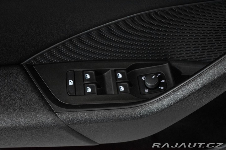 Škoda Octavia 1.5 TSI STYLE*DSG*REZERVA 2022