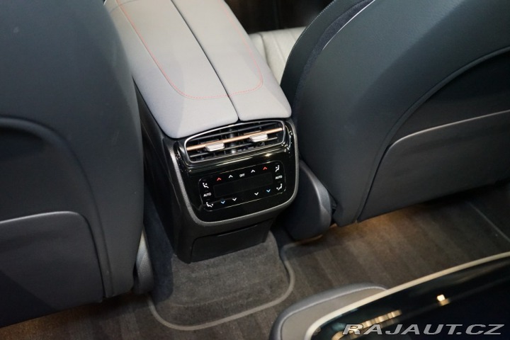 Mercedes-Benz EQS SUV*500*4M*PANO*360*ZÁRUK 2024