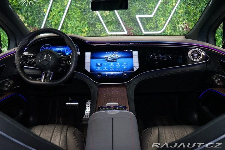 Mercedes-Benz EQS SUV*500*4M*PANO*360*ZÁRUK 2024