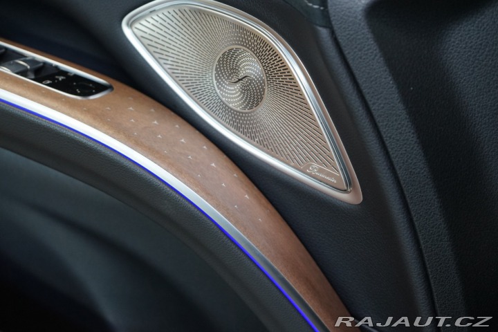 Mercedes-Benz EQS SUV*500*4M*PANO*360*ZÁRUK 2024