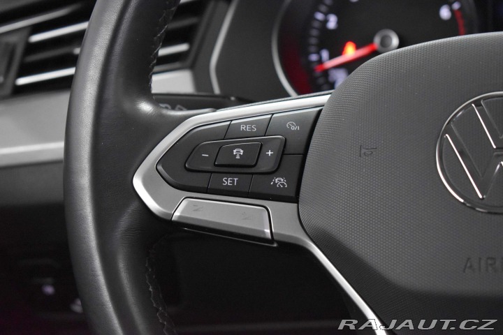 Volkswagen Passat 1.5 TSI BUSSINES*ACC*DPH* 2022