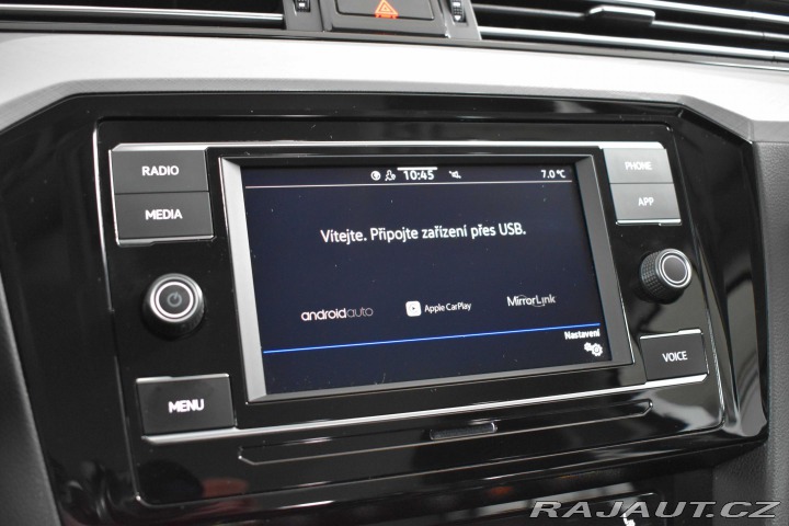 Volkswagen Passat 1.5 TSI*REZERVACE* 2022