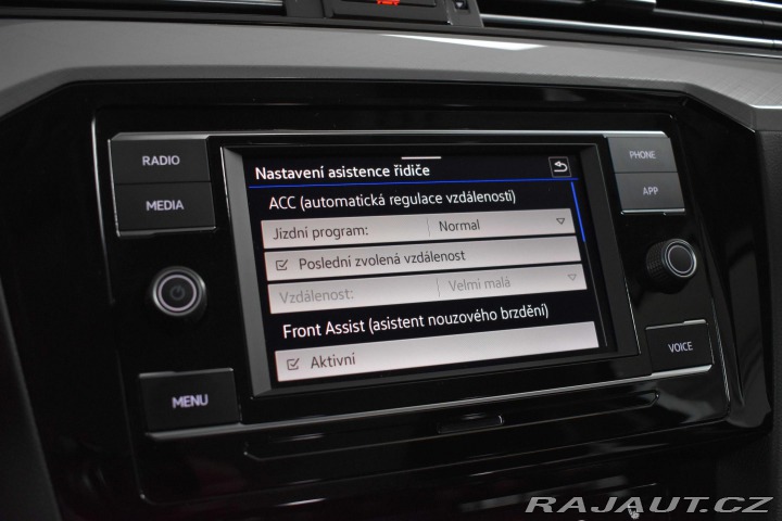 Volkswagen Passat 1.5 TSI*REZERVACE* 2022