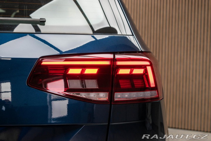 Volkswagen Passat 1.5 TSI BUSSINES*ACC*DPH* 2022