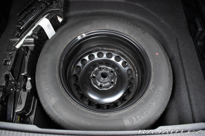 Volkswagen Passat 1.5 TSI BUSSINES*ACC*DPH* 2022