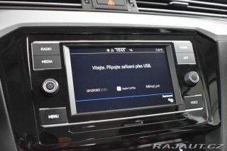 Volkswagen Passat 1.5 TSI BUSSINES*ACC*DPH* 2022